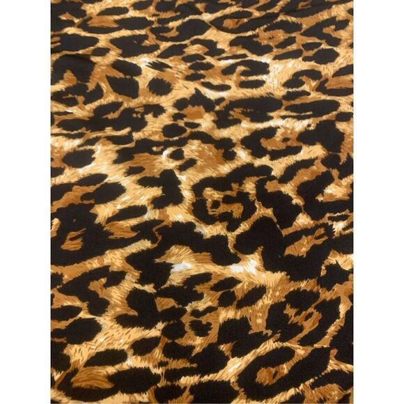 Cheetah Patterned Asymmetrical Hem Tank - Picture 5 of 8